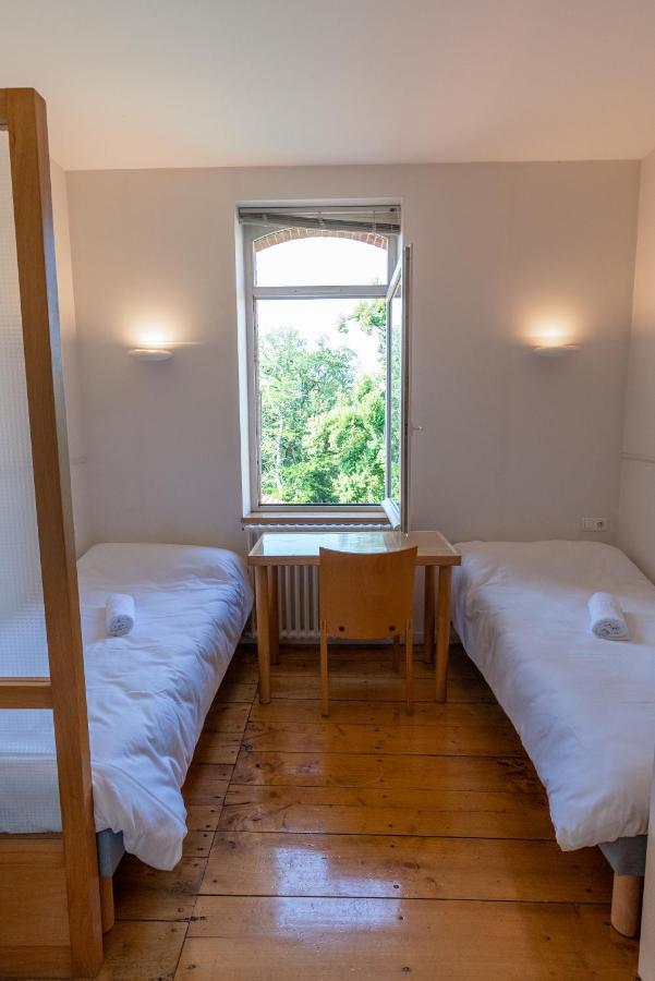 Hotellerie De L'Abbaye Bellegarde-Sainte-Marie Esterno foto