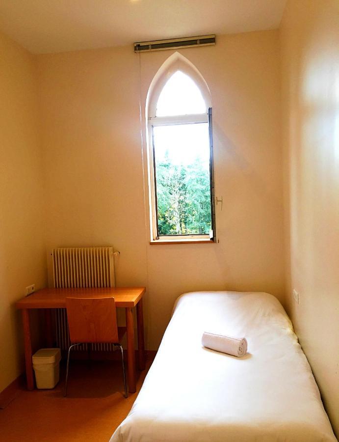 Hotellerie De L'Abbaye Bellegarde-Sainte-Marie Esterno foto