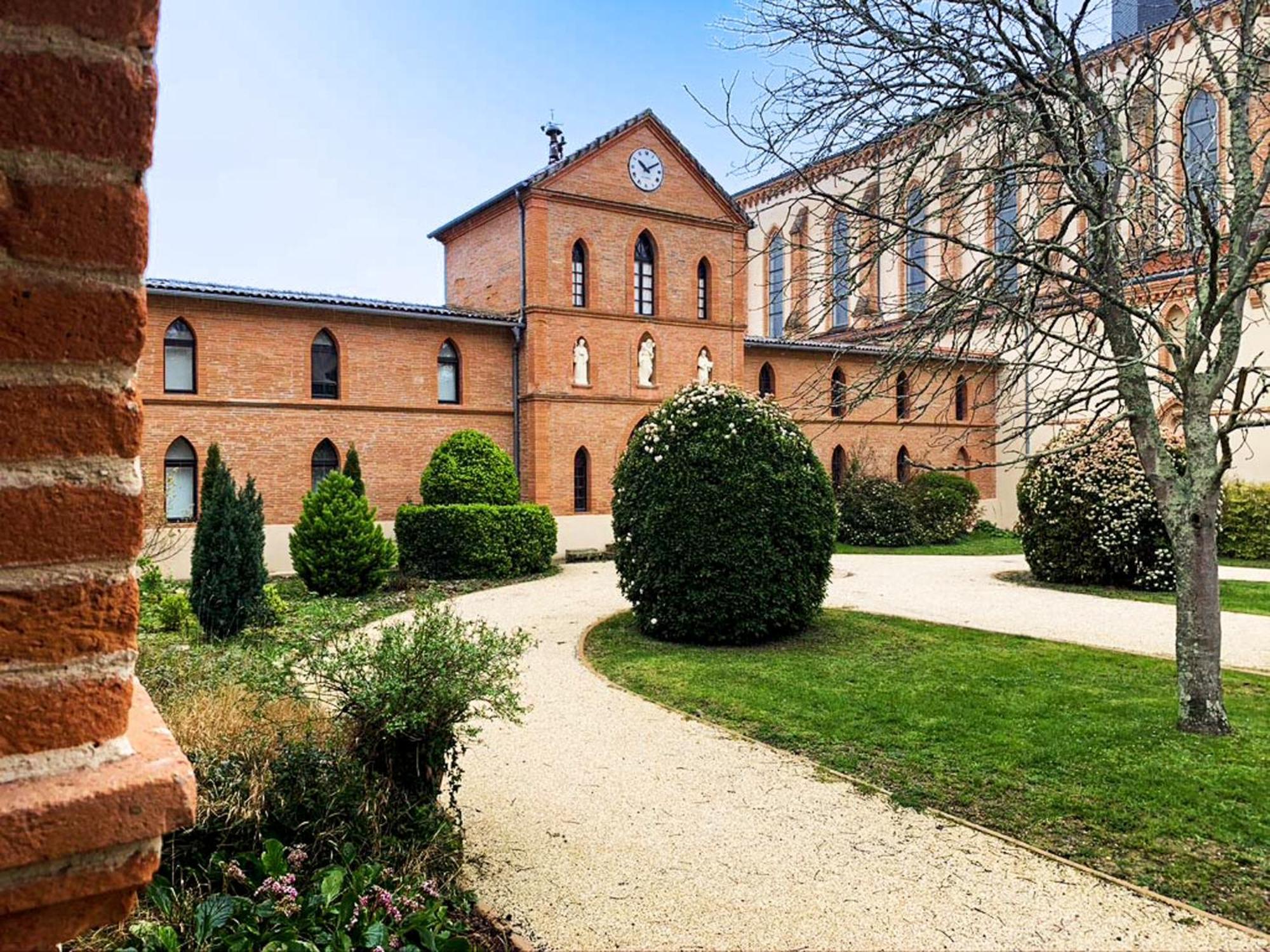 Hotellerie De L'Abbaye Bellegarde-Sainte-Marie Esterno foto